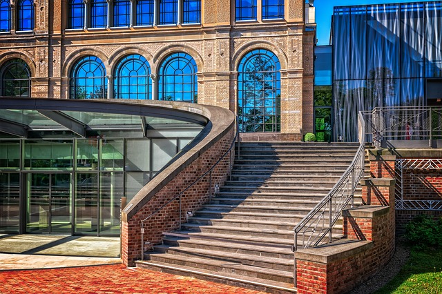stairs-3385834_640